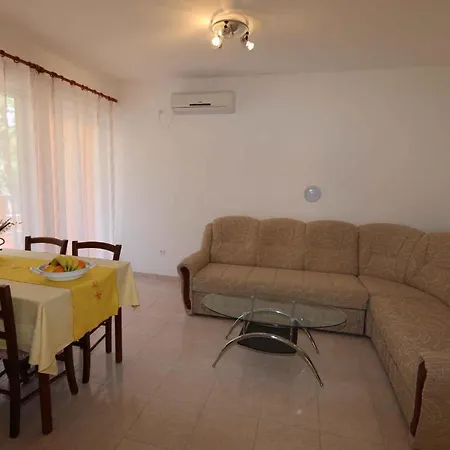 Apartments In Silo/Insel Krk 13430 Exterior photo