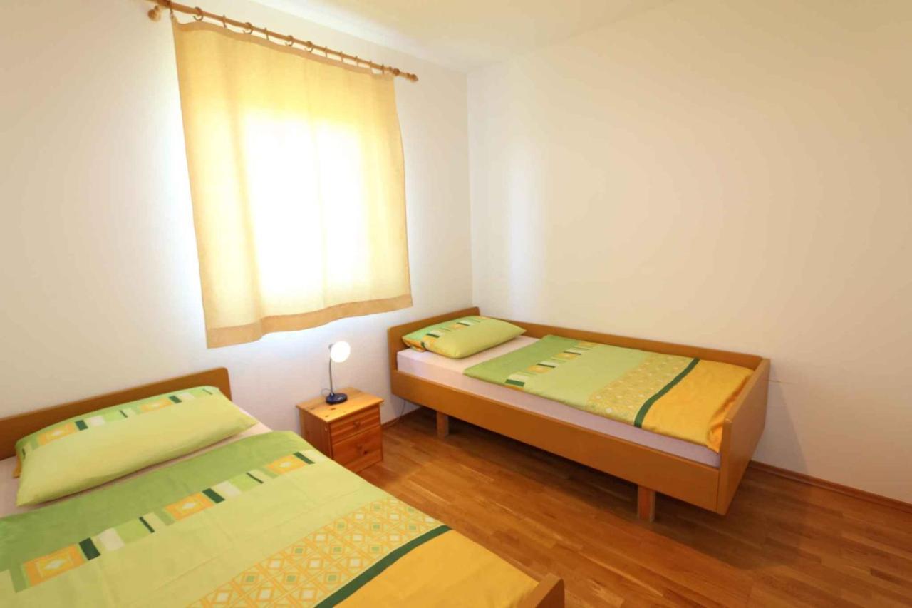 In Silo/insel Krk 13430 Apartment *